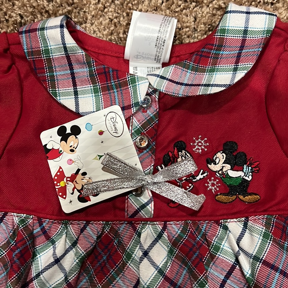 Disney Christmas nightgown - Picture 3 of 6
